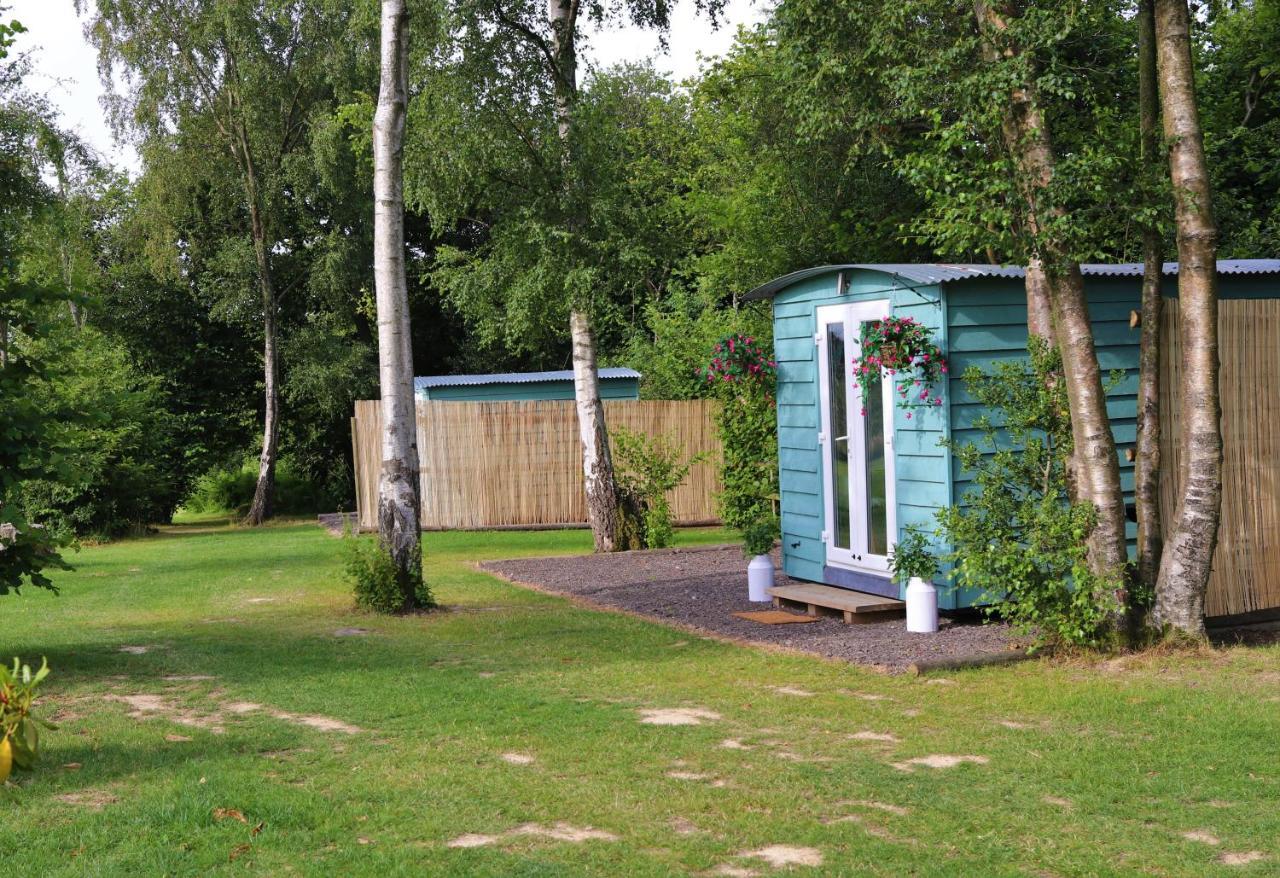 Hopgarden Glamping Luxury Shepherds Huts Wadhurst ภายนอก รูปภาพ