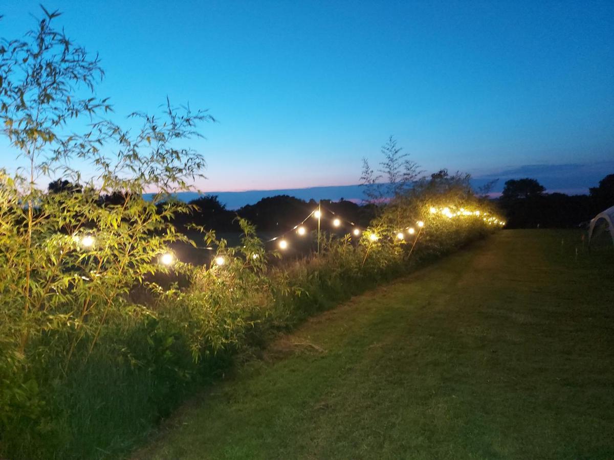 Hopgarden Glamping Luxury Shepherds Huts Wadhurst ภายนอก รูปภาพ